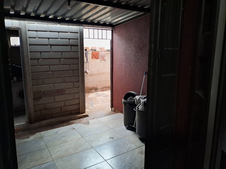 3 Bedroom Property for Sale in Geelhoutpark North West